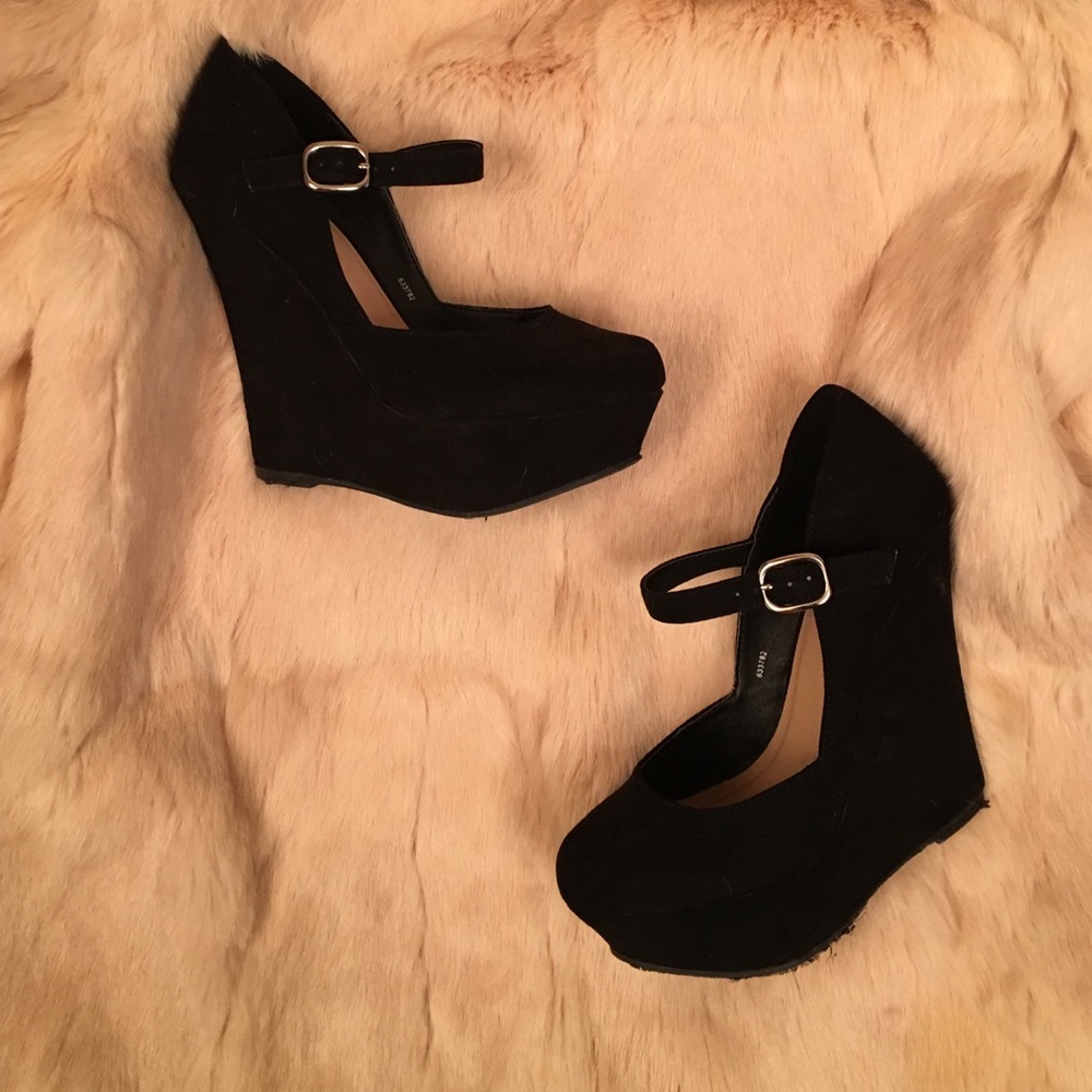 Charlotte Russe Mary Jane Platform Wedges (Black)